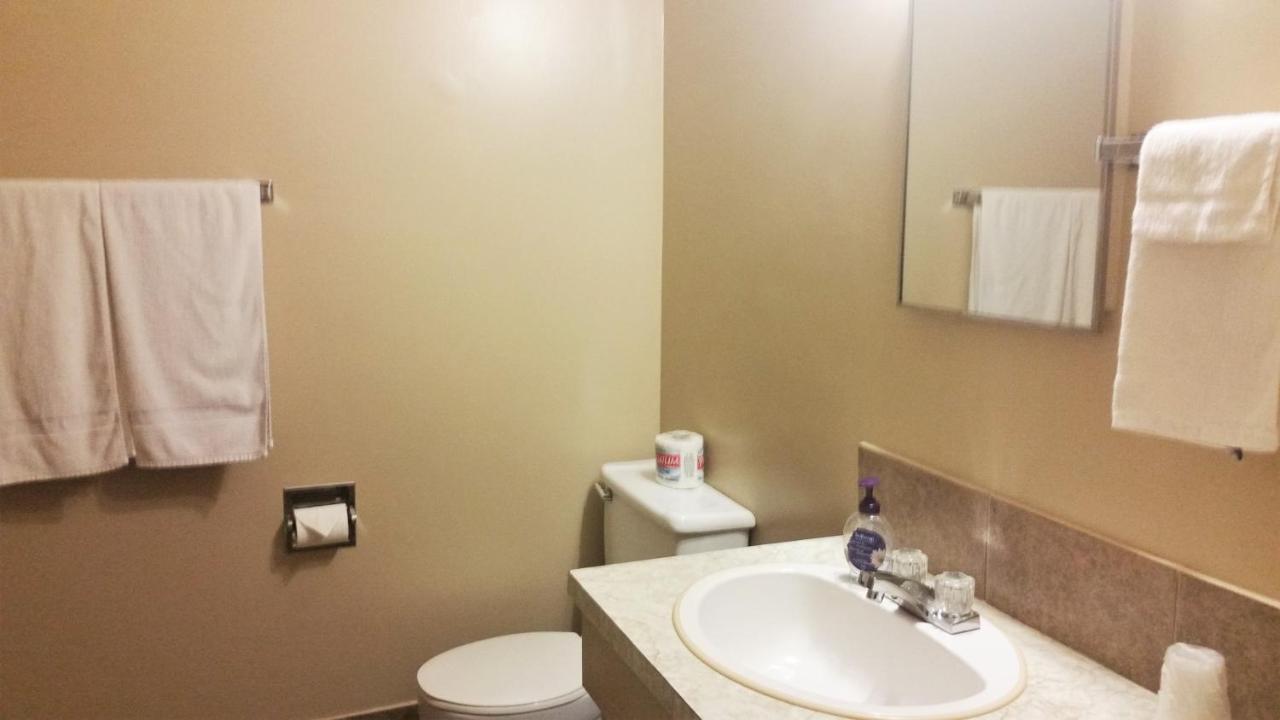 Viking Lamplighter Motel Bagian luar foto