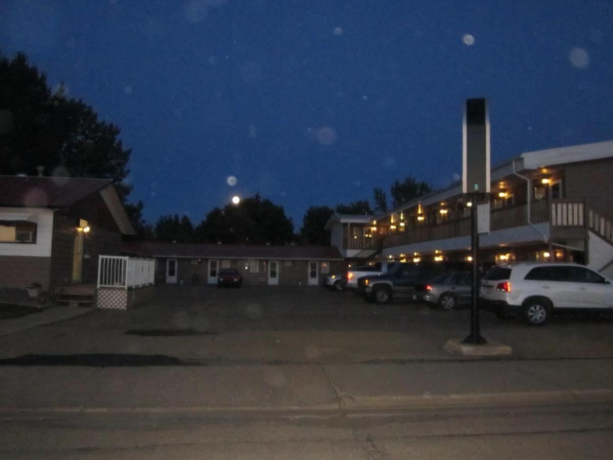 Viking Lamplighter Motel Bagian luar foto